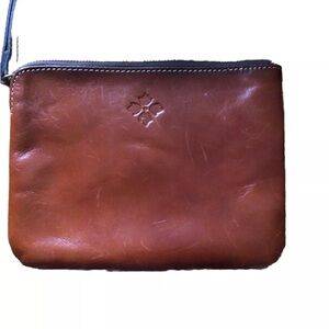 NWT Patricia Nash Cassini Wristlet Clutch